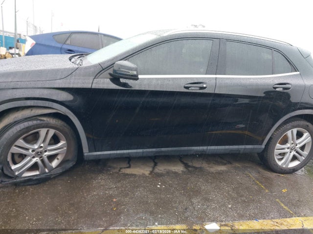 Mercedes-Benz GLA 250 2020 WDCTG4EB7LU021624 Image 14