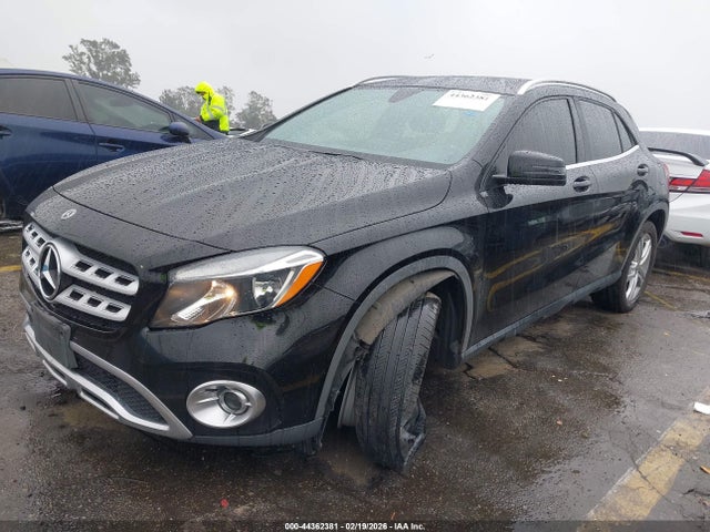 Mercedes-Benz GLA 250 2020 WDCTG4EB7LU021624 Image 2