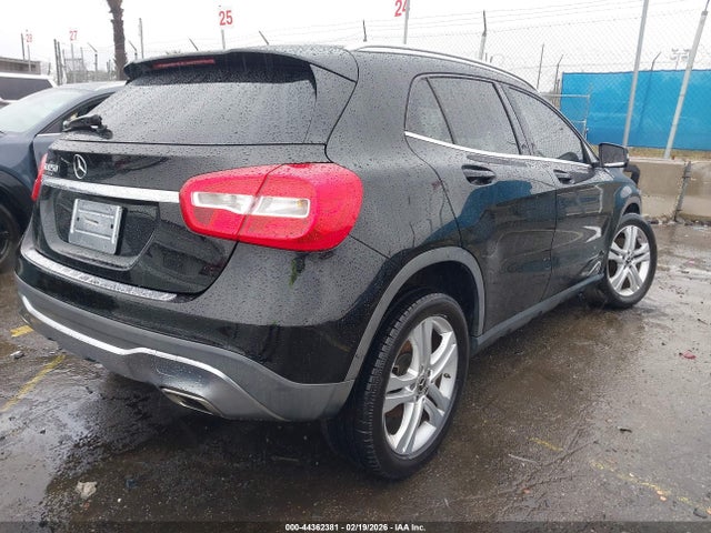 Mercedes-Benz GLA 250 2020 WDCTG4EB7LU021624 Image 4