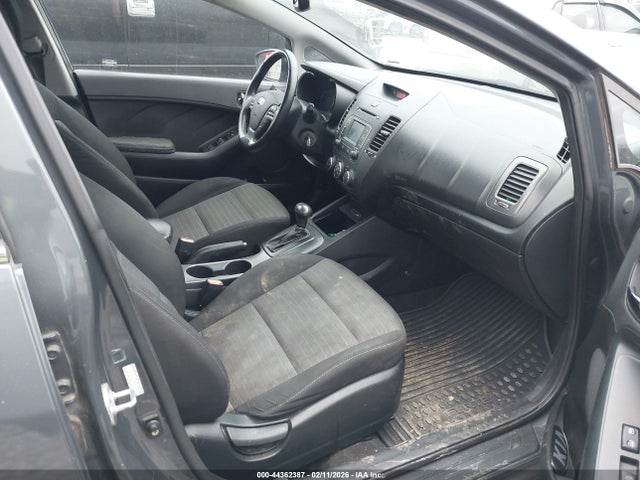 2016 KIA FORTE KNAFX4A88G5552325 Photo 4