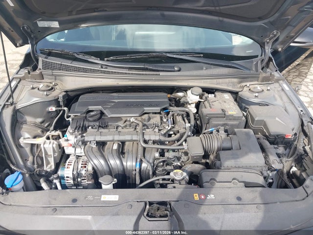 KMHLN4AG9NU338767 Hyundai ELANTRA SEL
