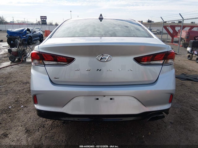 Hyundai SONATA SE 2018 5NPE24AF4JH618212 Image 16