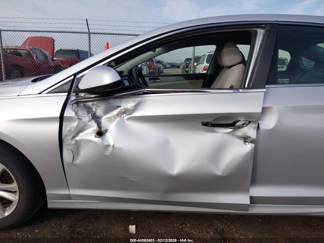 Hyundai SONATA SE 2018 5NPE24AF4JH618212 Image 6