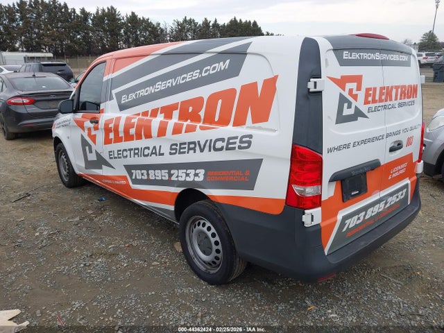 2018 MERCEDES-BENZ METRIS WD3PG2EA3J3493917 Photo 2