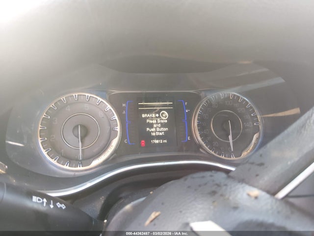 Продаж на аукціоні авто 2016 Chrysler 200 Limited, vin: 1C3CCCAB6GN167745, номер лоту: 44362487