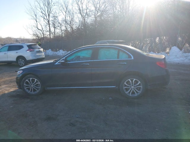55SWF4KB2FU077539 Mercedes-Benz C 300 4matic/luxury 4matic/sport 4matic