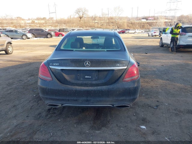 55SWF4KB2FU077539 Mercedes-Benz C 300 4matic/luxury 4matic/sport 4matic