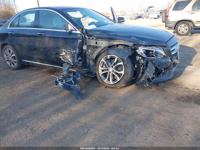 55SWF4KB2FU077539 Mercedes-Benz C 300 4matic/luxury 4matic/sport 4matic