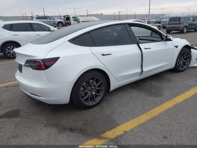 2023 TESLA MODEL 3 5YJ3E1EA2PF432896 Photo 3