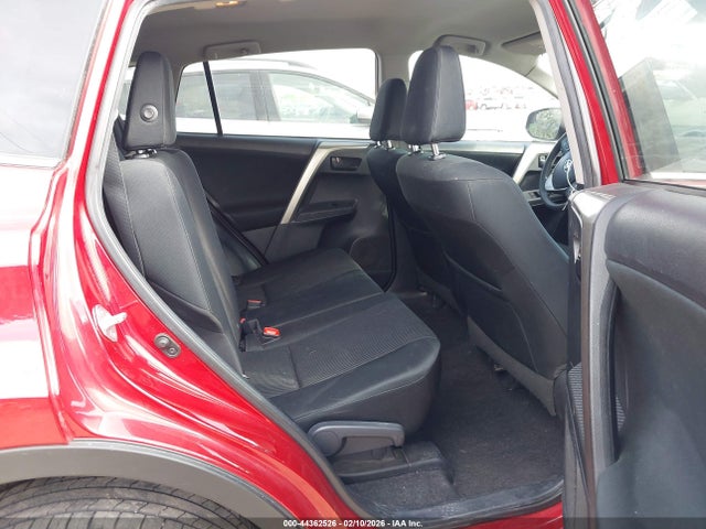 Toyota RAV4 LE 2015 2T3BFREV5FW325473 Image 8