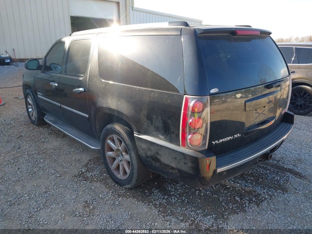 1GKS1MEF5ER177600 GMC Yukon Xl 1500 Denali