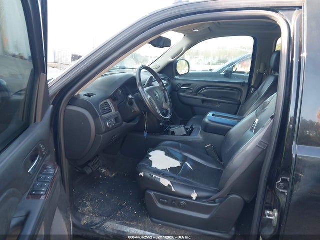 1GKS1MEF5ER177600 GMC Yukon Xl 1500 Denali