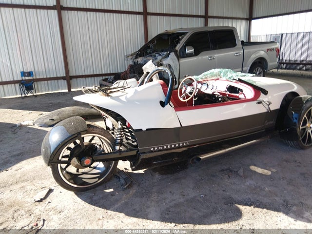 7KGTC2C4XRR005730 Vanderhall Carmel