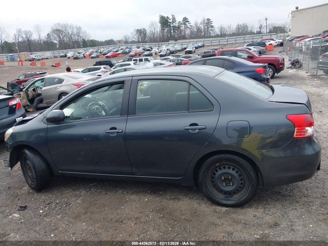 44362572 :رقم المزاد ، JTDBT4K32C1421134 vin ، 2012 Toyota Yaris مزاد بيع