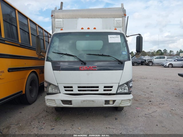 44362592 :رقم المزاد ، J8DC4B16767006554 vin ، 2006 Gmc W4s042 W4500 Dsl Reg مزاد بيع