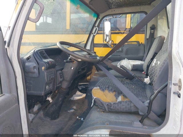 44362592 :رقم المزاد ، J8DC4B16767006554 vin ، 2006 Gmc W4s042 W4500 Dsl Reg مزاد بيع