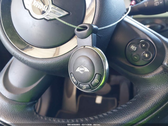 2011 MINI COOPER WMWSU3C59BT097042 Photo 10