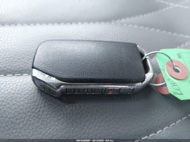 Продажа на аукционе авто 2022 Kia Sorento Sx, vin: 5XYRKDLF0NG080698, номер лота: 44362607