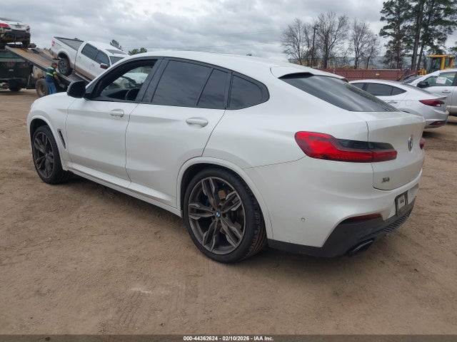 2020 BMW X4 5UX2V5C0XLLE69555 Photo 2