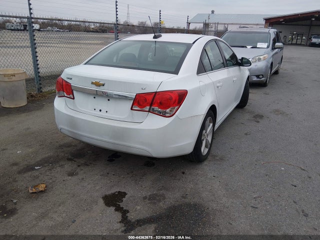 1G1PE5SB2F7179694 Chevrolet Cruze 2lt Auto