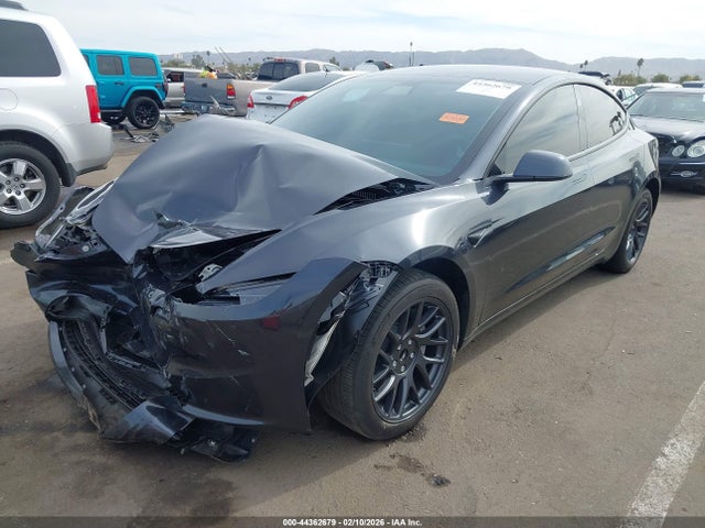 2025 TESLA MODEL 3 5YJ3E1EA3SF018132 Photo 1