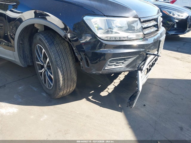 3VV3B7AX7KM181269 Volkswagen Tiguan 2.0t Se/2.0t Sel/2.0t Sel R-line/2.0t Sel R-line Black