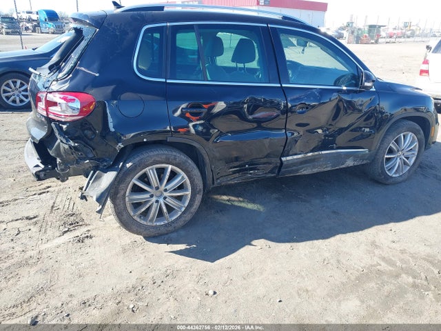 2013 Volkswagen Tiguan Se მანქანა იყიდება აუქციონზე, vin: WVGAV7AX3DW552164, აუქციონის ნომერი: 44362756