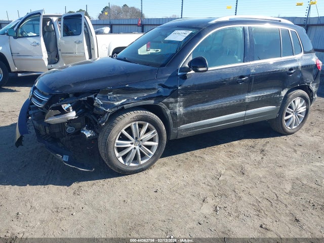 2013 Volkswagen Tiguan Se მანქანა იყიდება აუქციონზე, vin: WVGAV7AX3DW552164, აუქციონის ნომერი: 44362756