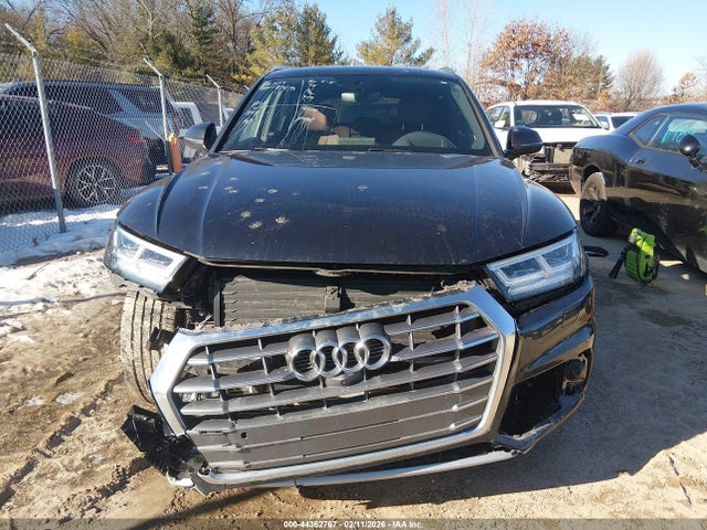 2018 Audi Q5 2.0t Premium/2.0t Tech Premium მანქანა იყიდება აუქციონზე, vin: WA1CNAFY0J2242336, აუქციონის ნომერი: 44362767