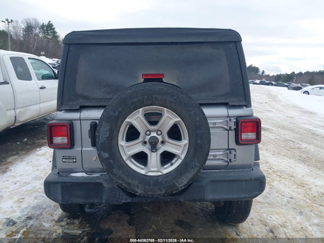 1C4HJXDN2LW139126 Jeep Wrangler Unlimited Sport S 4x4