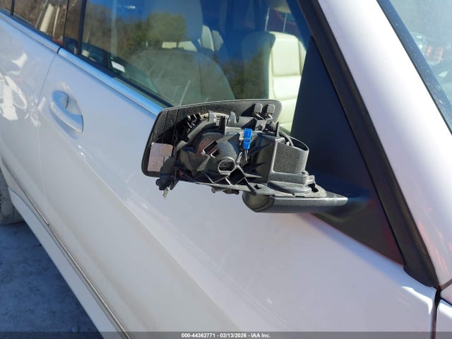 2013 Mercedes-benz Glk 350 4matic მანქანა იყიდება აუქციონზე, vin: WDCGG8JB3DG001580, აუქციონის ნომერი: 44362771