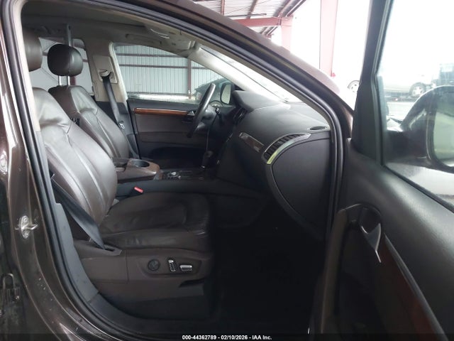 2010 AUDI Q7 WA1VYAFE4AD003530 Photo 4