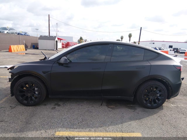 44362791 :رقم المزاد ، 5YJYGDEE6LF054872 vin ، 2020 Tesla Model Y Long Range Dual Motor All-wheel Drive مزاد بيع