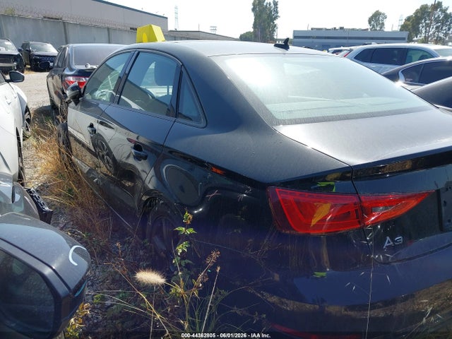 Продаж на аукціоні авто 2015 Audi A3 2.0t Premium, vin: WAUBFGFF7F1138520, номер лоту: 44362805