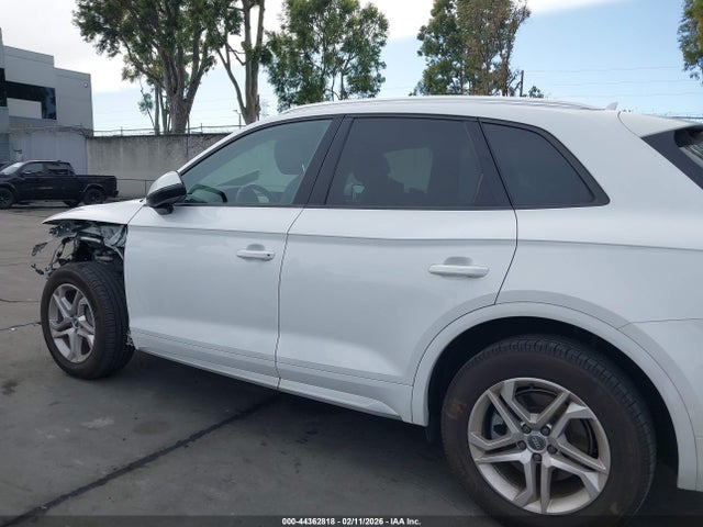 WA1ANAFY0J2135293 Audi Q5 2.0t Premium/2.0t Tech Premium