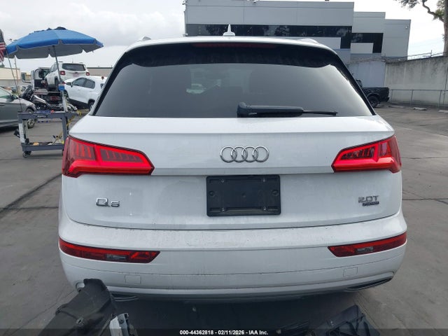 WA1ANAFY0J2135293 Audi Q5 2.0t Premium/2.0t Tech Premium