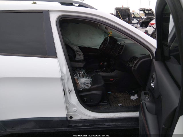 1C4PJMBN0KD405475 Jeep Cherokee Trailhawk Elite 4x4