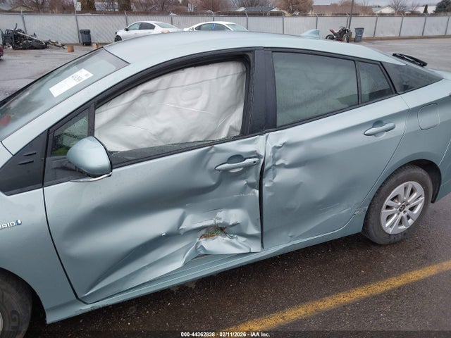 JTDKBRFU6G3522609 Toyota Prius Two