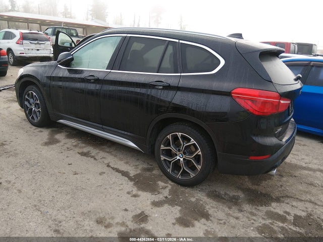 2020 BMW X1 WBXJG9C08L5R31713 Photo 2