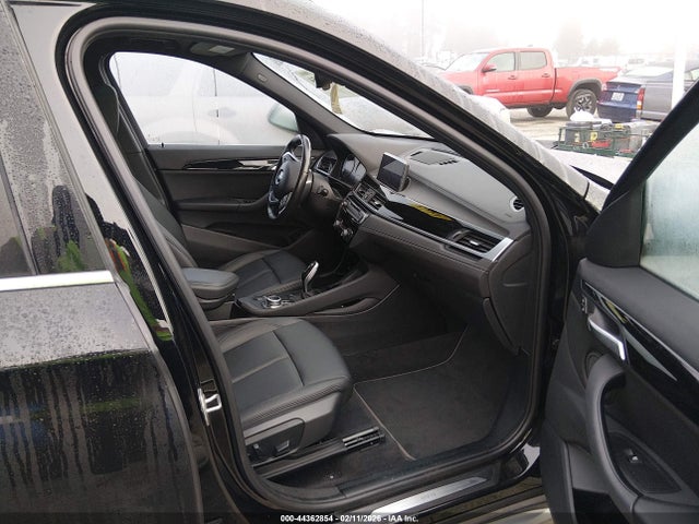 2020 BMW X1 WBXJG9C08L5R31713 Photo 4