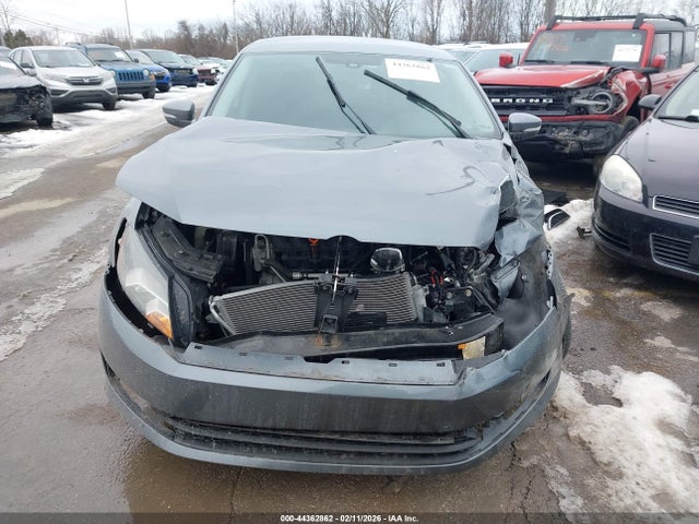 44362862 :رقم المزاد ، 1VWAP7A30DC078037 vin ، 2013 Volkswagen Passat 2.5l S مزاد بيع