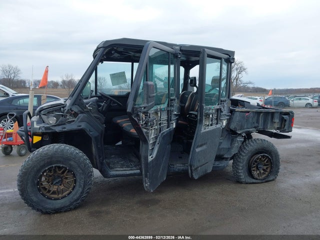 3JBUUAX42RK000921 Can-Am Defender Max