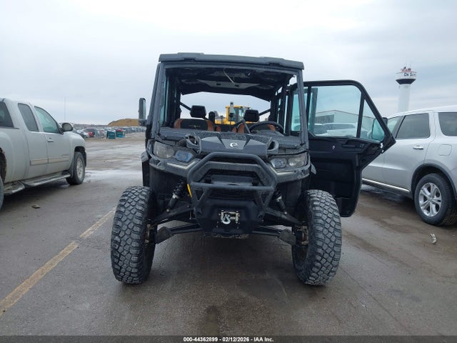 3JBUUAX42RK000921 Can-Am Defender Max