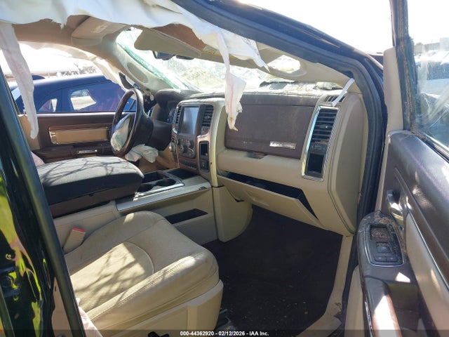 2015 RAM 1500 1C6RR6NT9FS542298 Photo 4