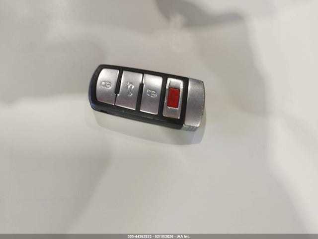 44362923 :رقم المزاد ، WVWRN7AN8DE524839 vin ، 2013 Volkswagen Cc 2.0t Lux مزاد بيع