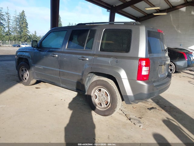 2012 JEEP PATRIOT 1C4NJPBA3CD579130 Photo 2
