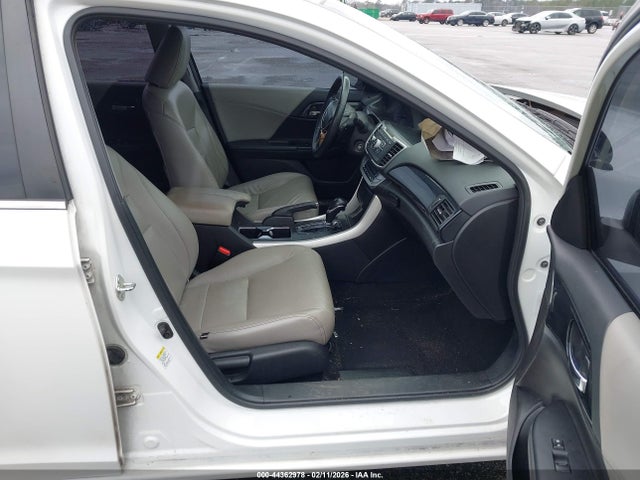 Продаж на аукціоні авто 2015 Honda Accord Sport, vin: 1HGCR2F56FA169655, номер лоту: 44362978
