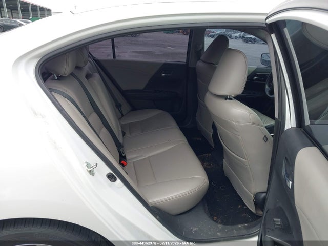 Продаж на аукціоні авто 2015 Honda Accord Sport, vin: 1HGCR2F56FA169655, номер лоту: 44362978
