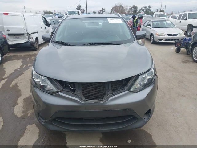 JN1BJ1CP9HW033790 Nissan Rogue Sport Sv