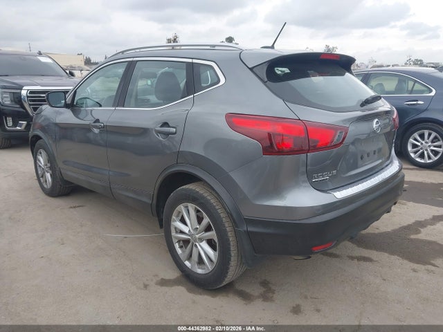 JN1BJ1CP9HW033790 Nissan Rogue Sport Sv